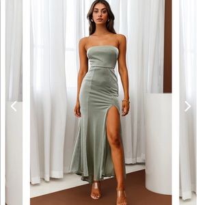 NWT- medium THERESA STRAPLESS THIGH SPLIT MAXI DRESS OLIVE - selfie Leslie PROM